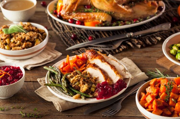 Vacationing on Thanksgiving? These Restaurants Will Be Open!